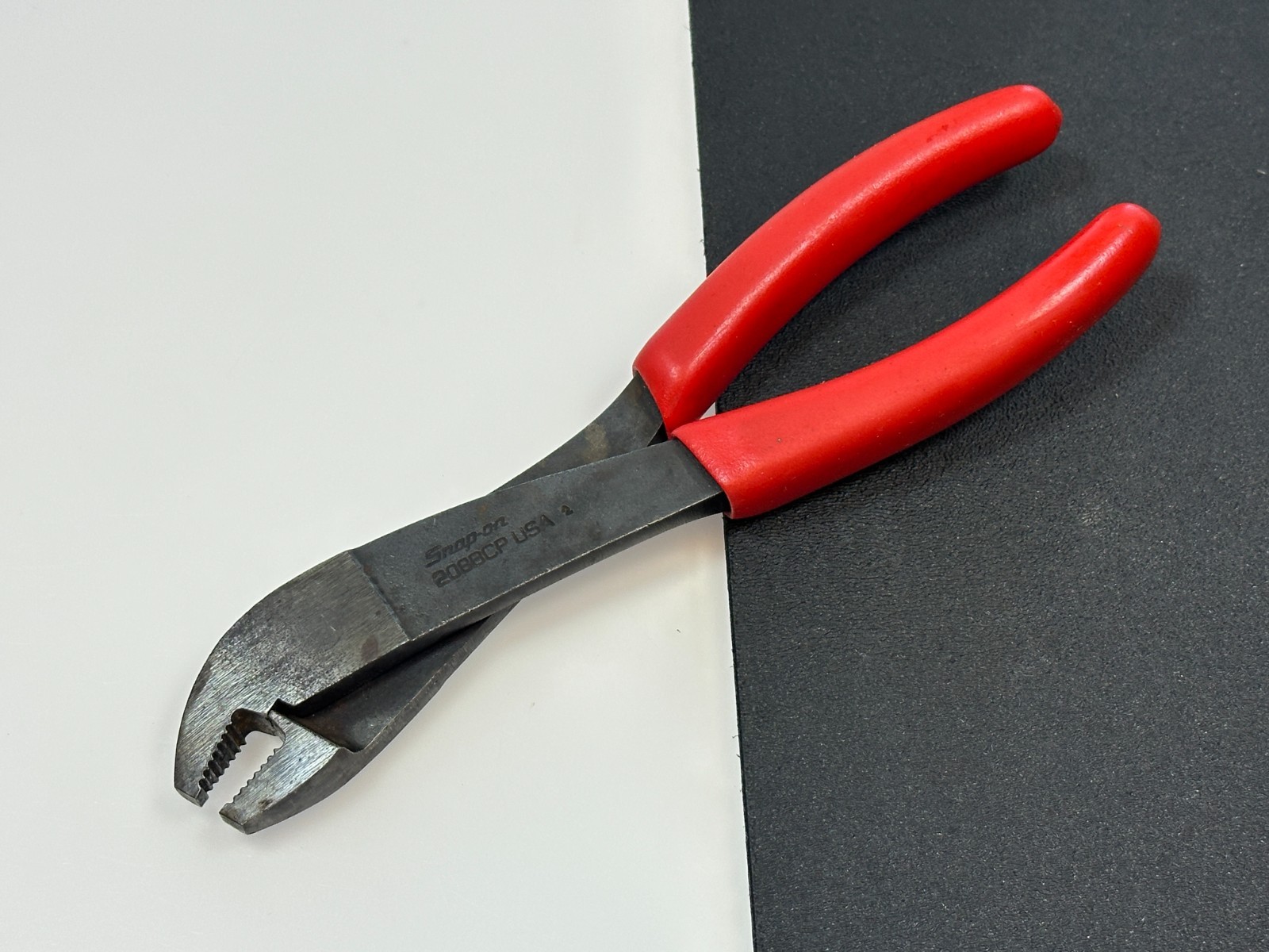 Snap-On Tools USA 208BCP Battery Terminal Pliers Side Mount Angle Nose, Red Grip