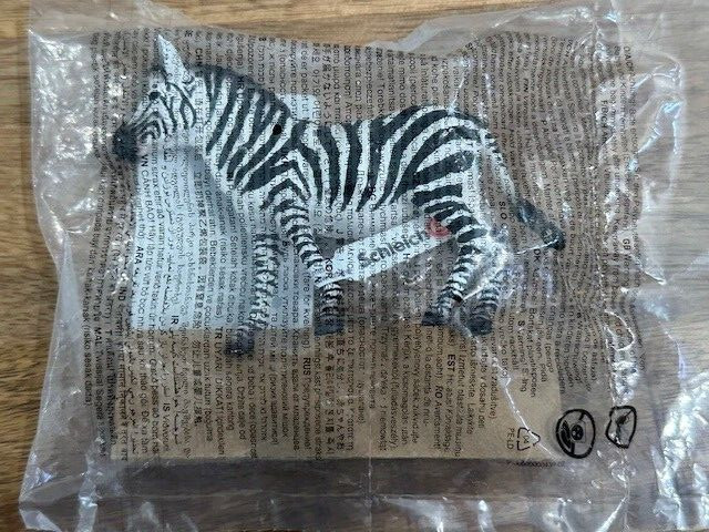 Schleich Zebra Female Animal Figure 14810 Wild Life African Figurine NWT New