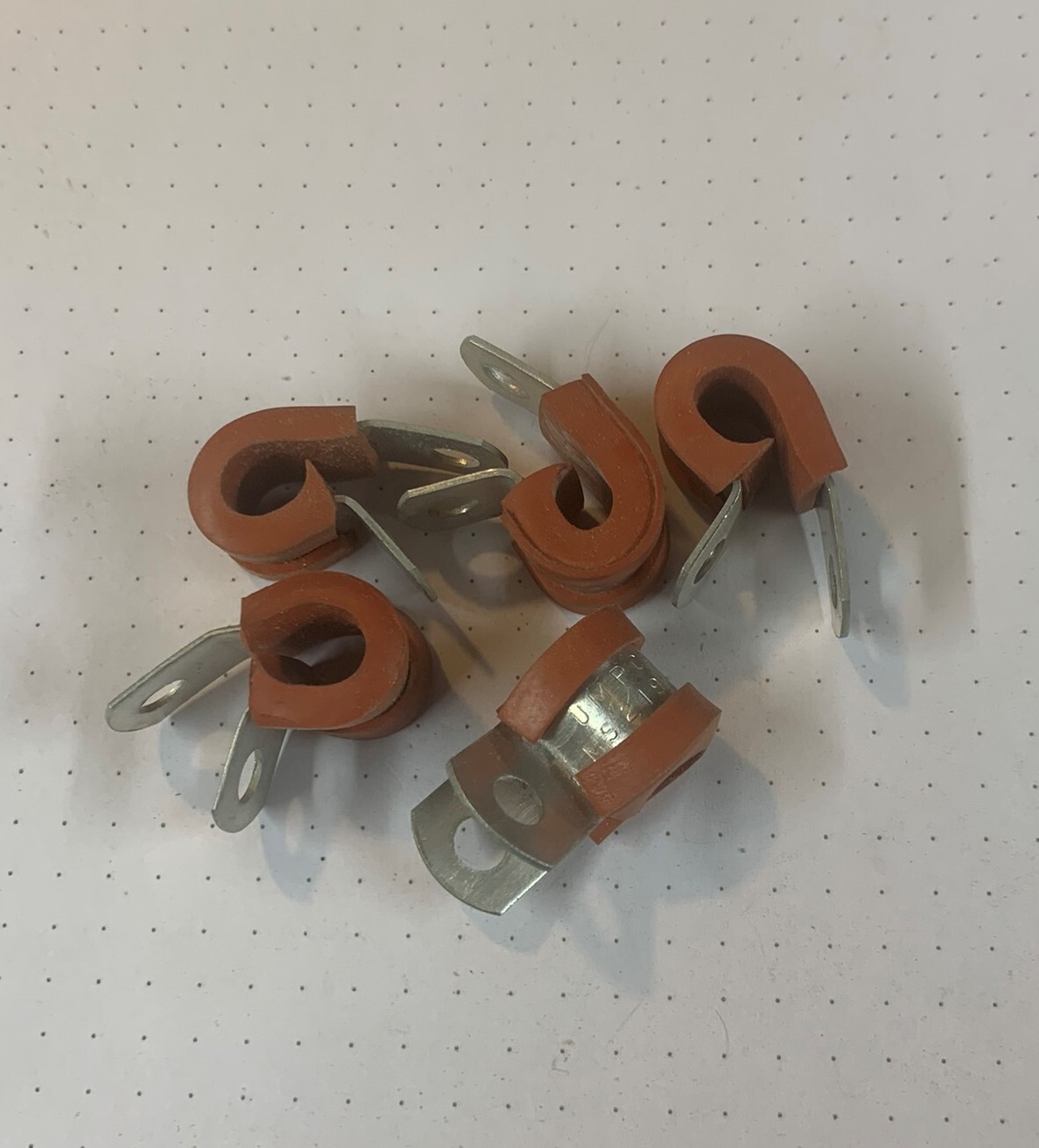 MS21919-WDH4, ¼ Diameter, Silicon Rubber Cushioned Loop Support Clamp, 5 Each