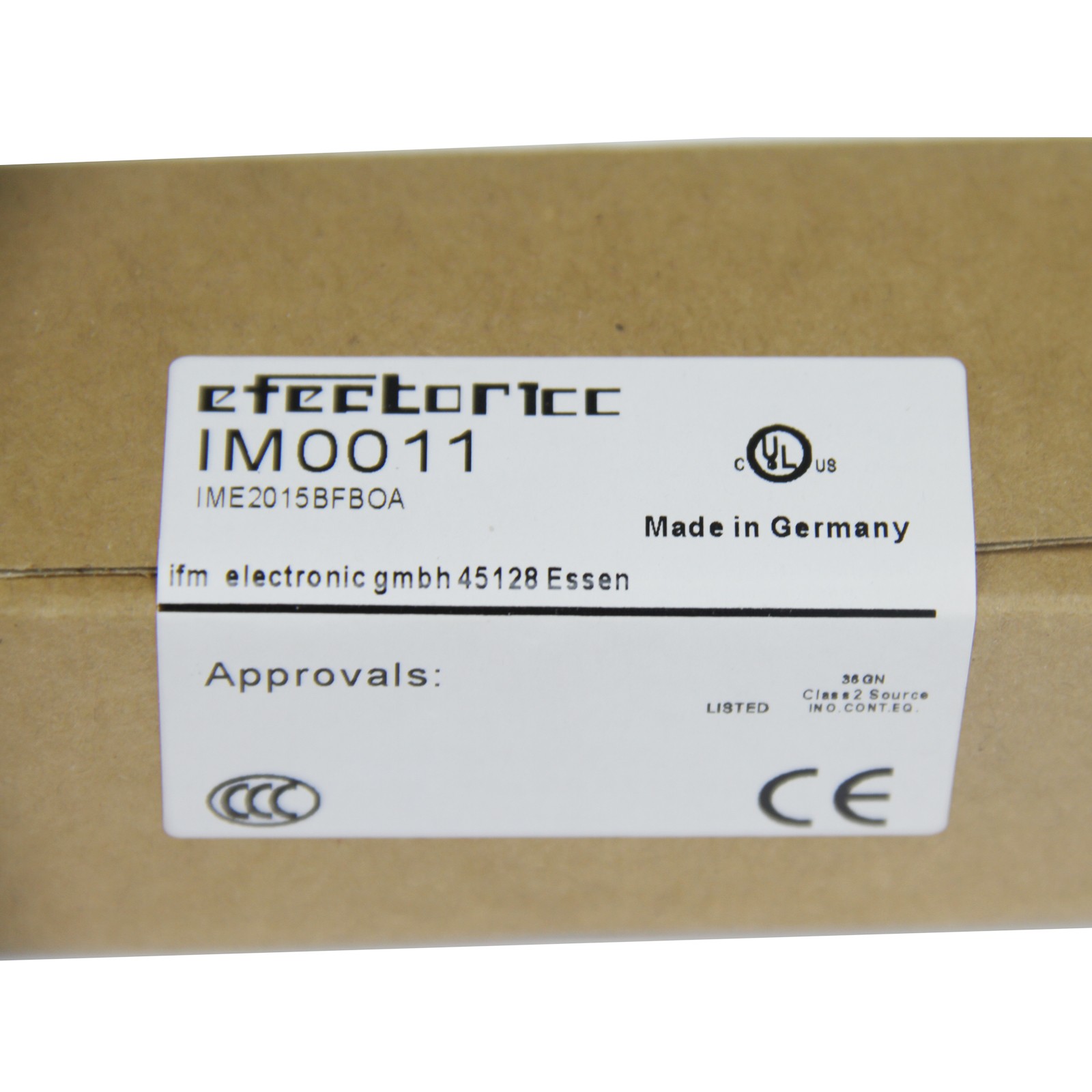 NEW IFM IM0011 Proximity Switch
