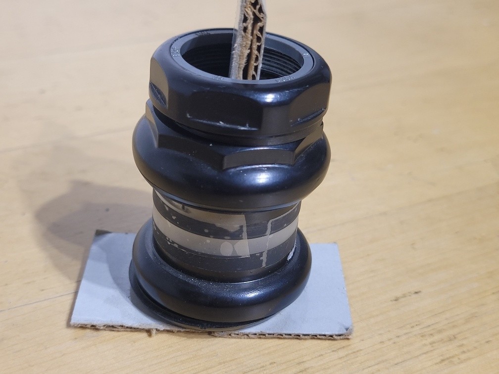 NOS VP  1-1/8" Threaded Headset Black