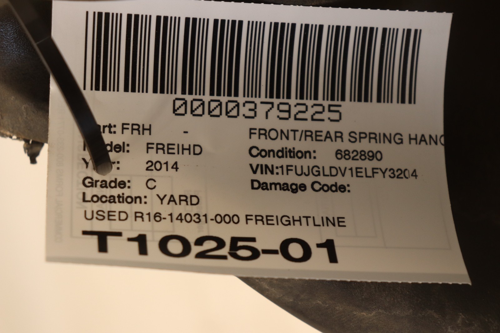 2008-2017 FREIGHTLINER CASCADIA 125 AIR LINER SPRING HANGER SUPPORT BRACKET OEM