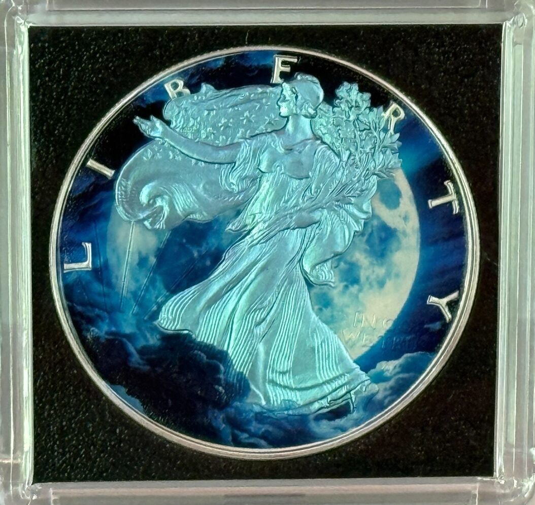 2026 U.S. Eagle Blue Moon Edition 1 oz Silver Colorized Art Coin