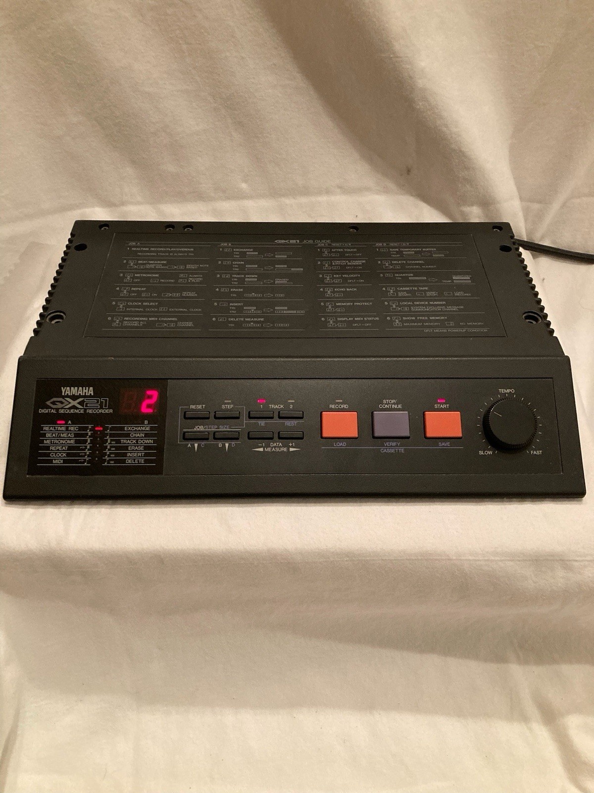 Yamaha QX21 Digital Tabletop MIDI Sequencer Recorder, Tempo Control, Black