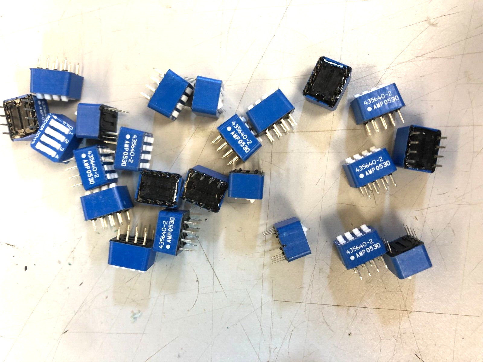 24pcs Double Row Dip Switch 4 Position 2.54mm CTRS PCB through hole