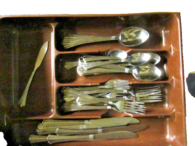 *35 Pc CASCADE Stainless Steel  International FLATWARE SET