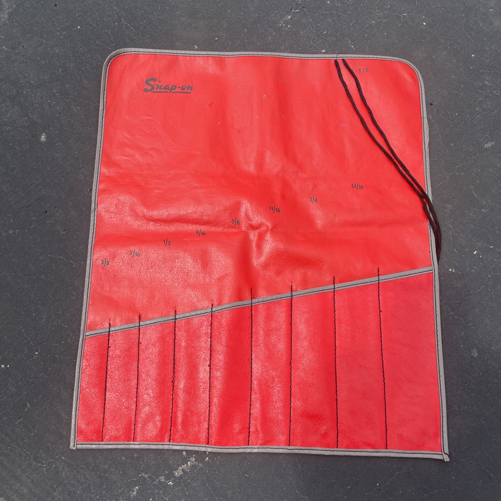 SNAP ON C-93D RED KIT BAG POUCH ROLL 9 POCKETS *VINTAGE