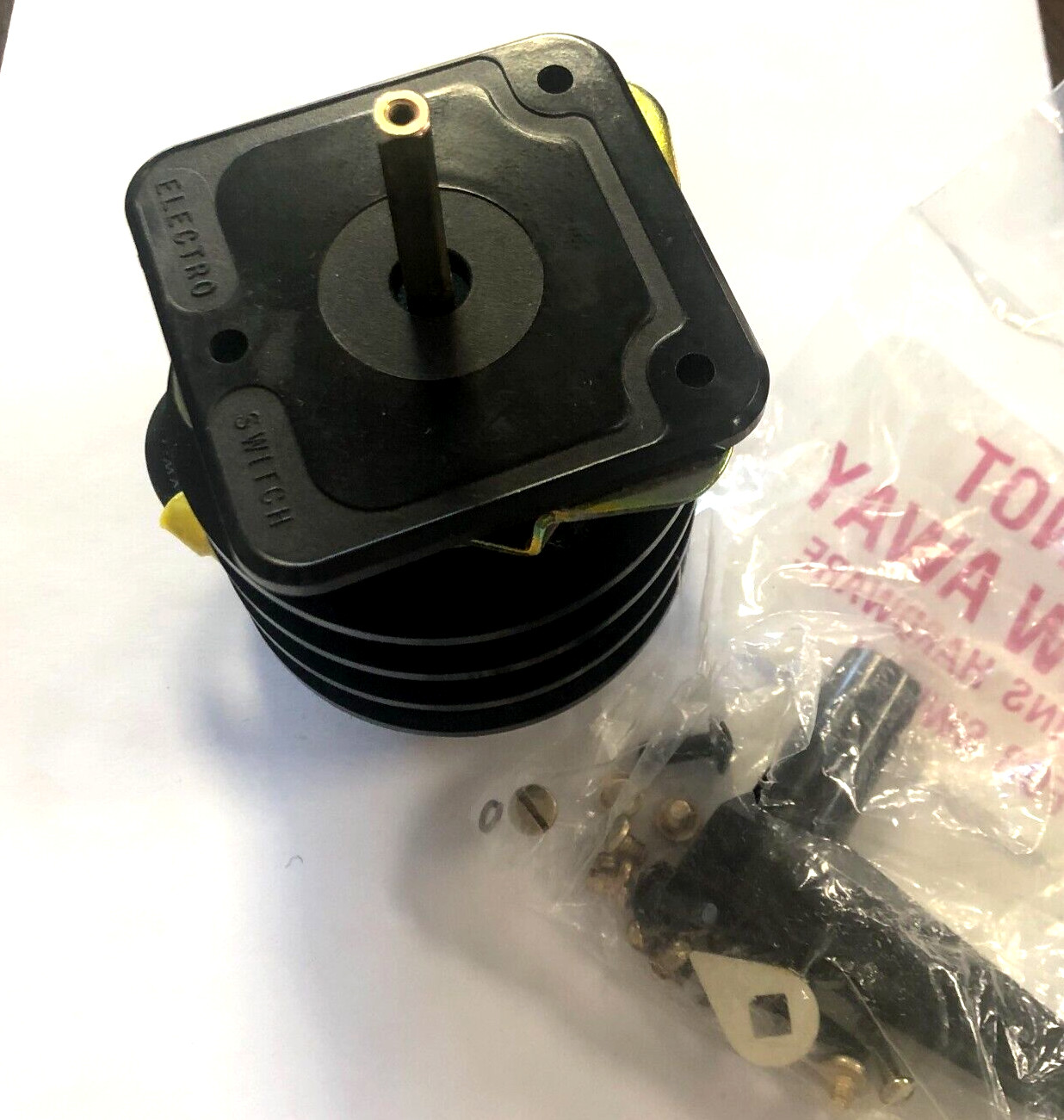 Electro Switch 24203ZN