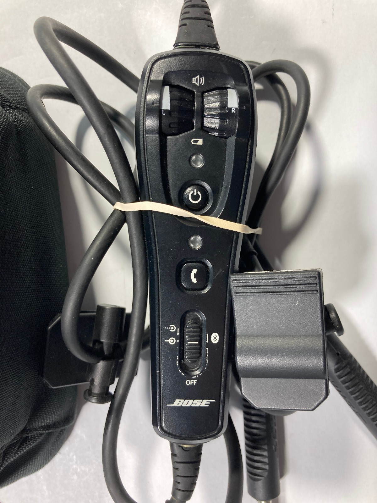 Bose A20 Aviation Headset Dual GA Plug with Bluetooth + Soft Case Used Condition