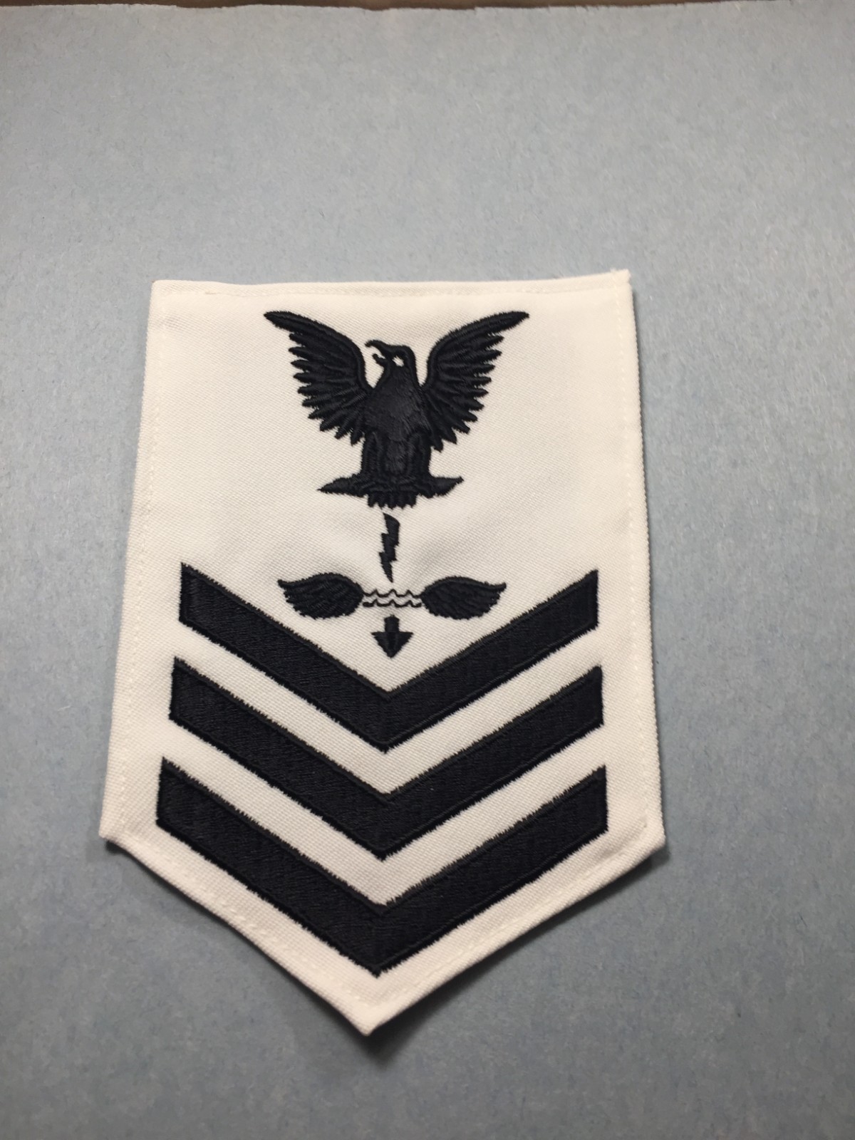 USN-1st class Aviation Antisubmarine Warfare tech. Patch (male size) Bk/wht.