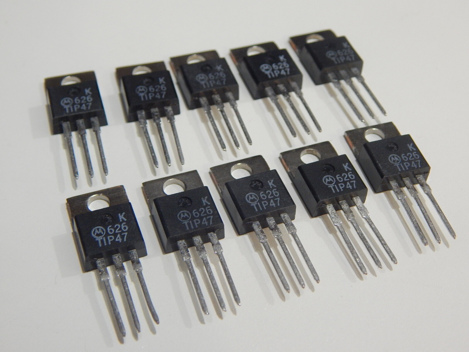 MOT TIP47 NPN 350V 1A TO-220 - LOT OF 25 TRANSISTORS - USA SELLER FAST SHIPPING
