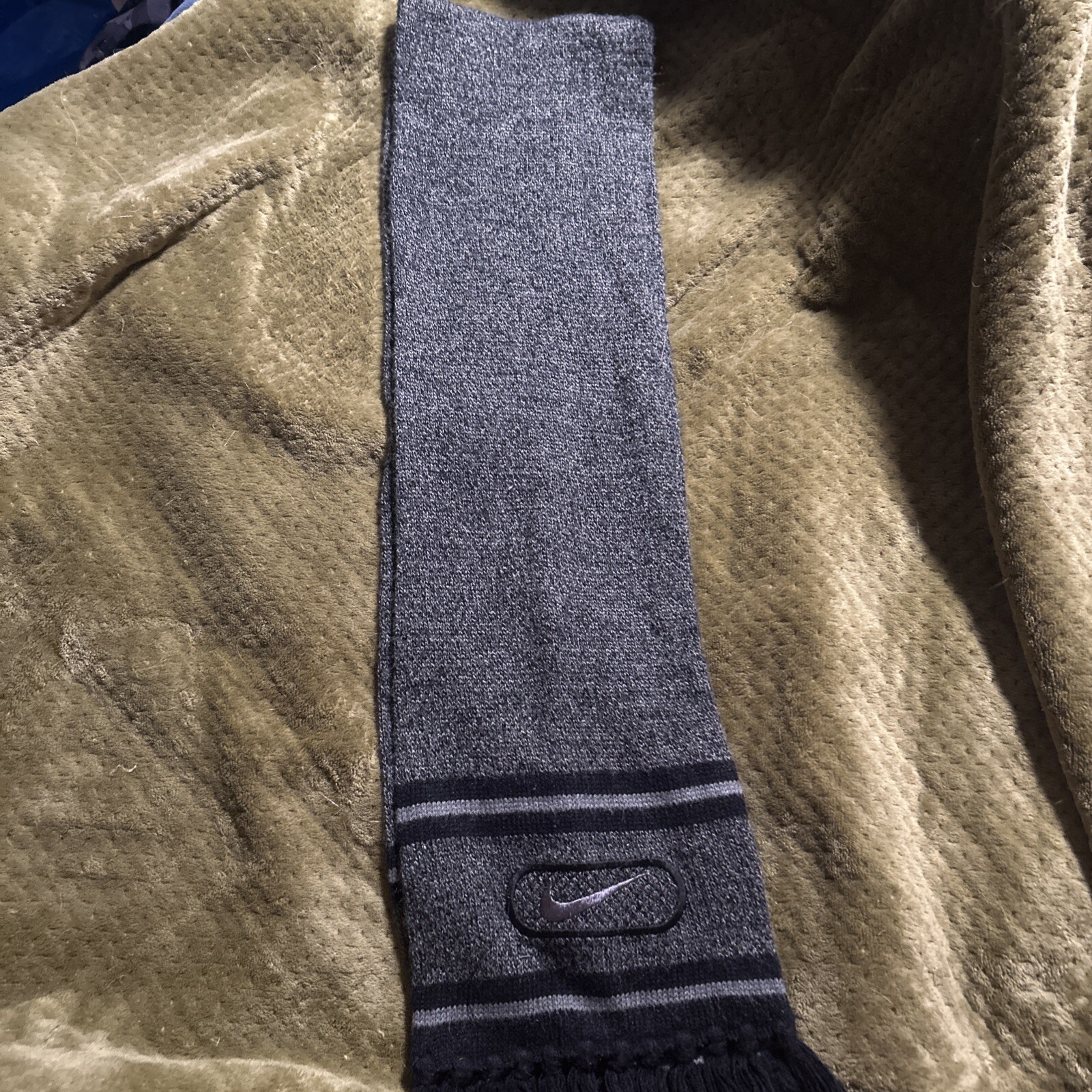 Vintage Nike Scarf 90s Swoosh Logo Grey Black Fringe Winter Knit Embroidered
