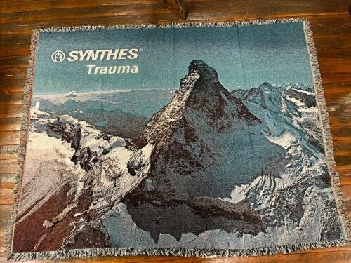 SYNTHES TRAUMA MEDICAL CARE ADVERTISING PROMO COTTON THROW AFGHAN BLANKET NOS b