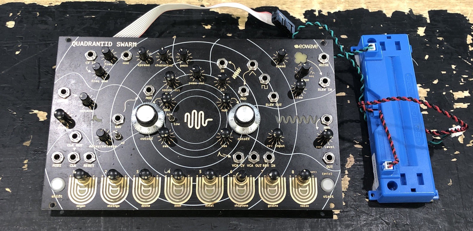 Eowave Quadrantid Swarm Desktop Polyphonic Digital Synthesizer