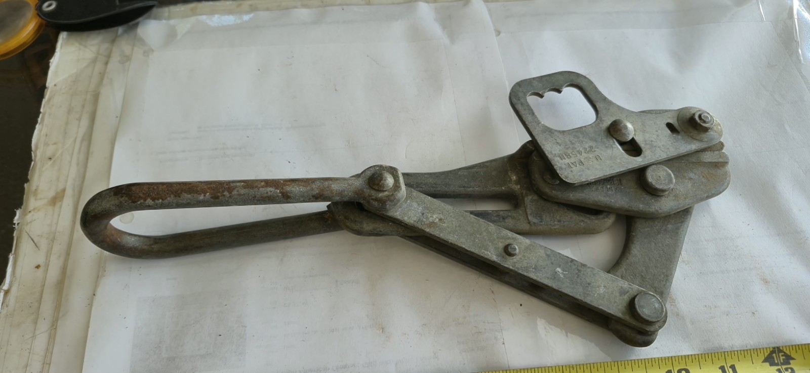 Klein 1613-40BH Chicago Grip Latch 4500lbs Cable Puller.