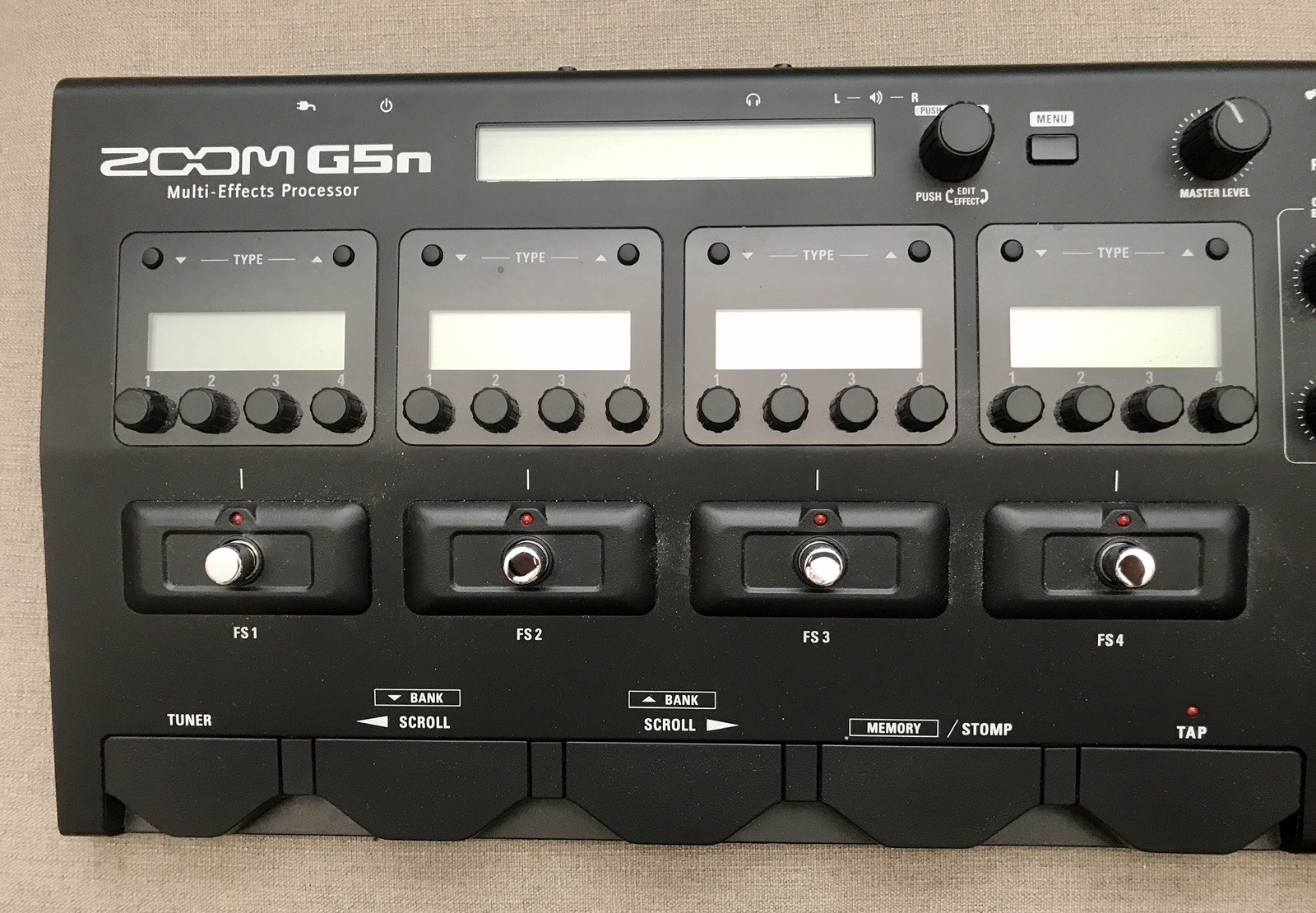 Zoom G5n Guitar Multi Effect Processor Pedal