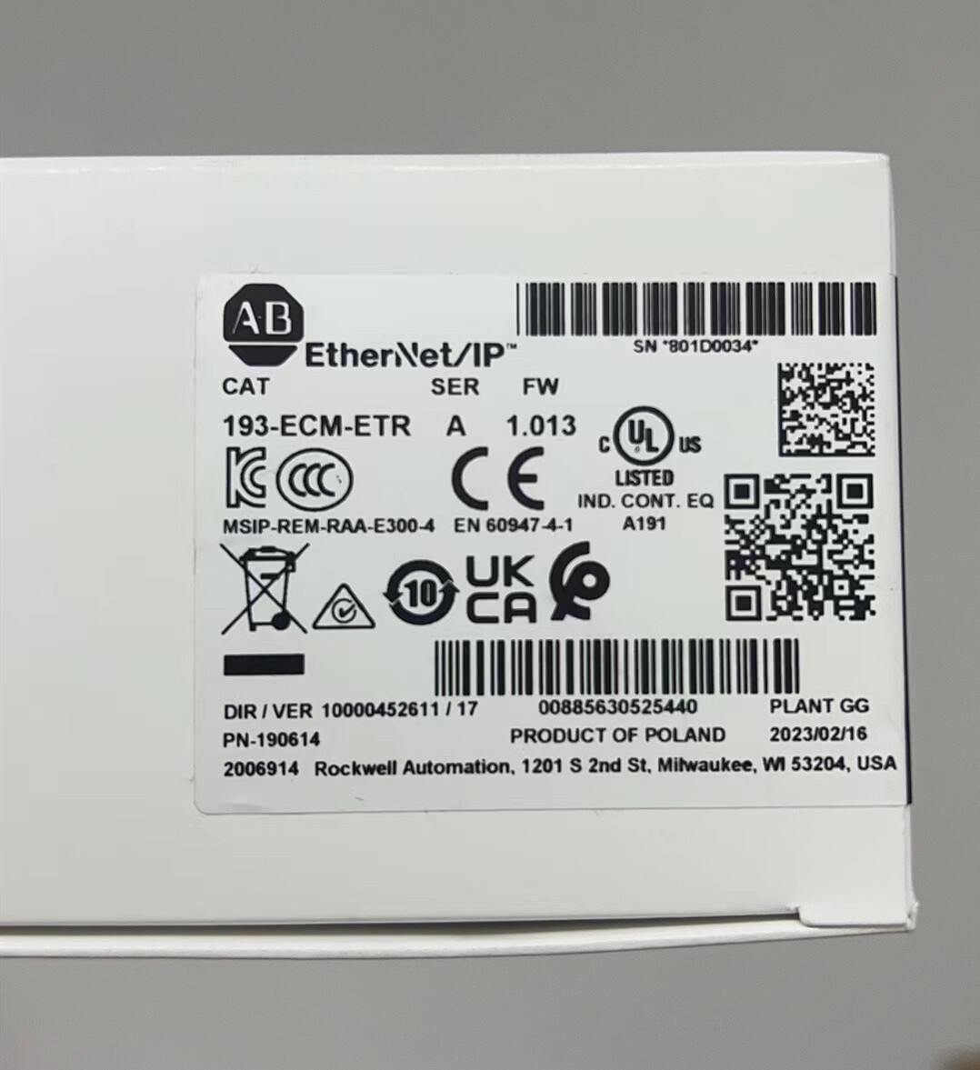 New Allen Bradley 193-ECM-ETR ETHERNET / IP 193ECMETR SER A COMM MODULE