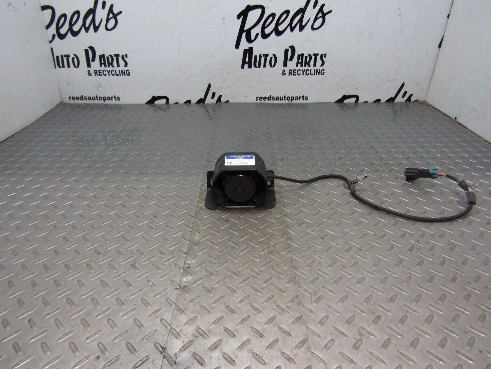 GM OEM Parking Aid Backup Back Up Reverse Proximity-Siren 25824476