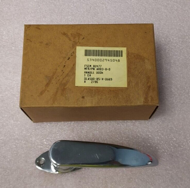 '1 PIECE' - PN# AR83-8-0 - ADAMS RITE AEROSPACE - HANDLE, DOOR