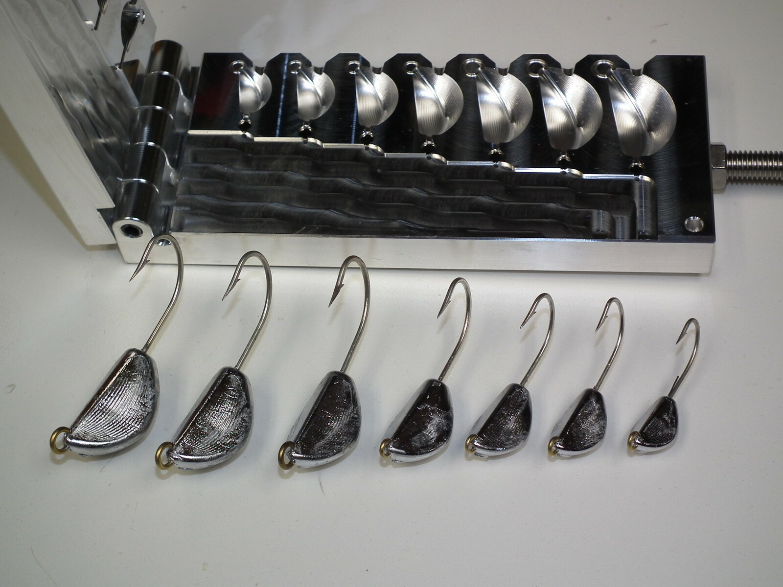 Saltwater Banana NC Jig mold 1/2-3oz CNC Aluminum Tog Blackfish