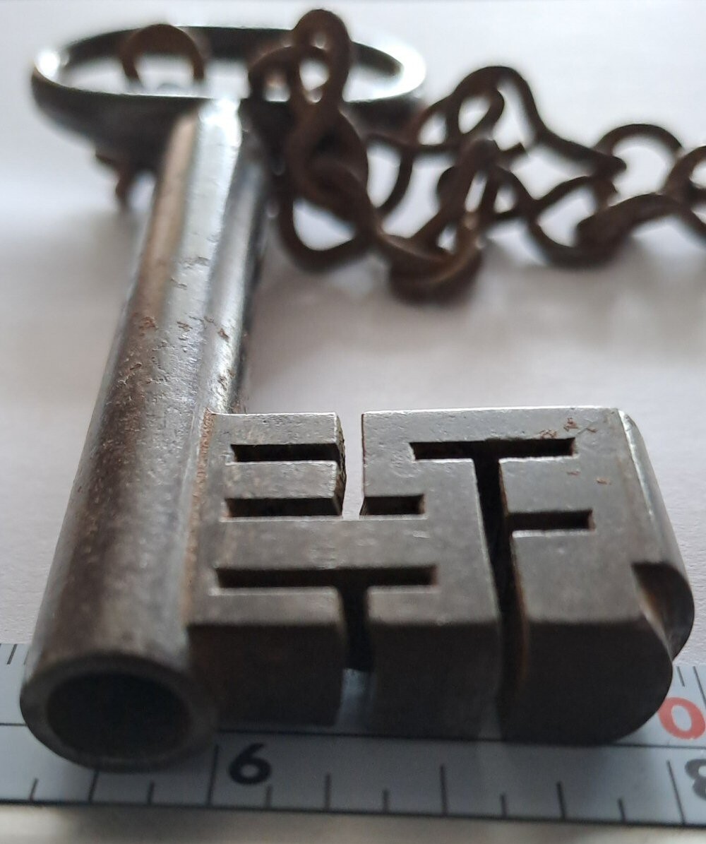 Bridge Ward Key - Good Condition