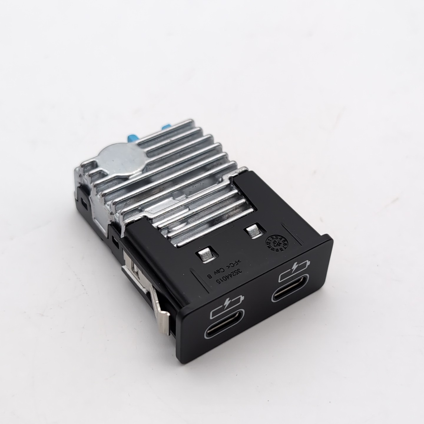 BMW F70 F74 U06 X1 U11 X2 U10 MINI U25 F65 F66 Dual USB Charging Port 5A84181