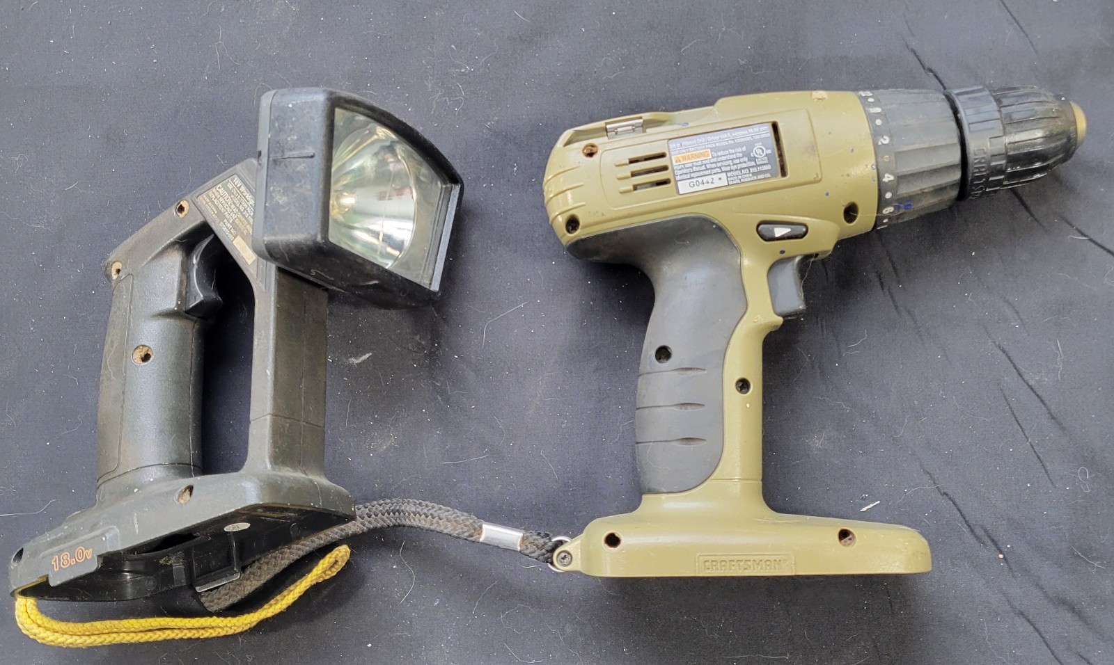 CRAFTSMAN 3/8" DRILL DRIVER & LIGHT 18 VOLT, MODEL 315.113860, TOOLS ONLY