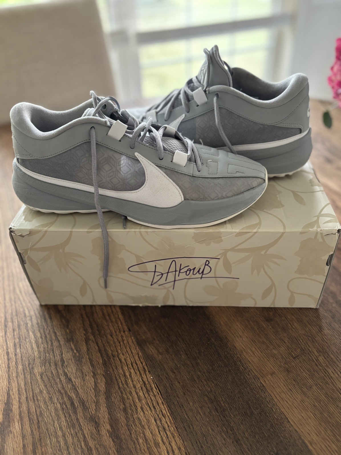 Nike Giannis Zoom Freak 5 TB Wolf Grey  size 10.5