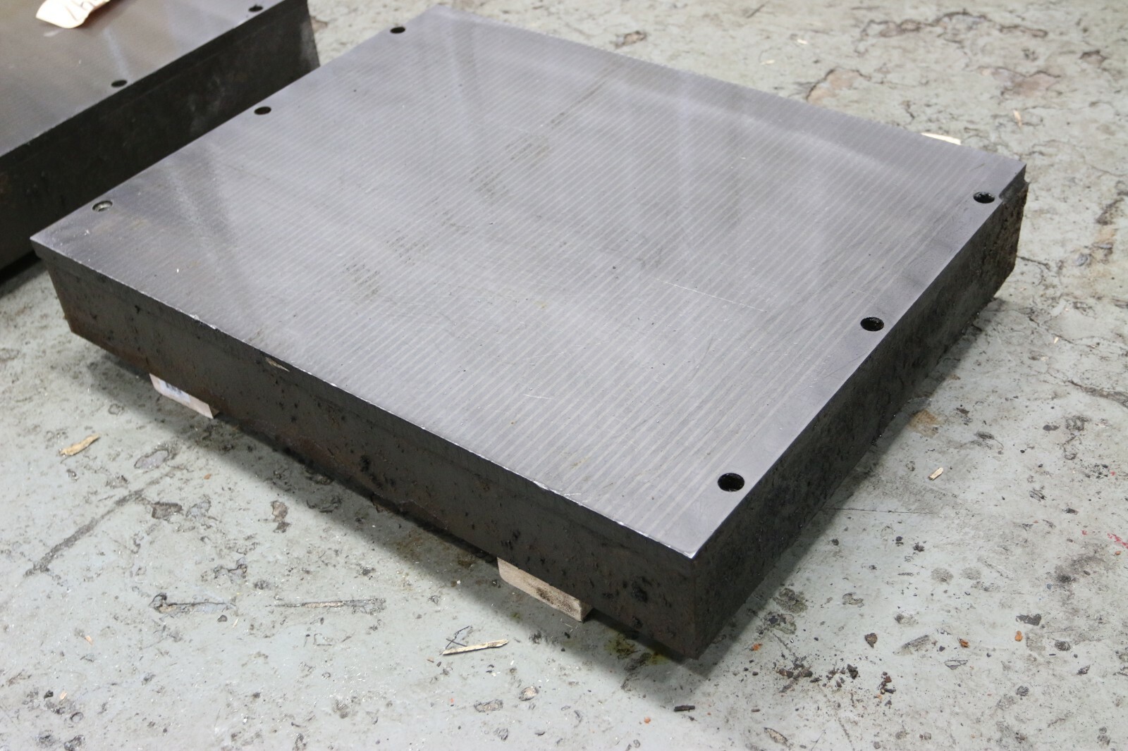 24" X 31" MAGNETIC CHUCK: YODER #69945