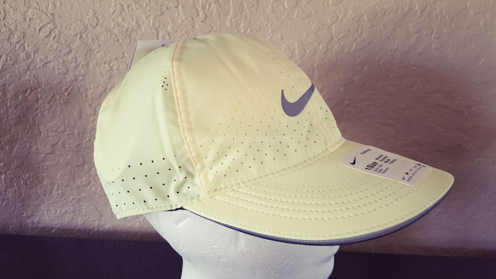 Nike Women Adjustable Cap Featherlight DC4090-821 Yellow Gray