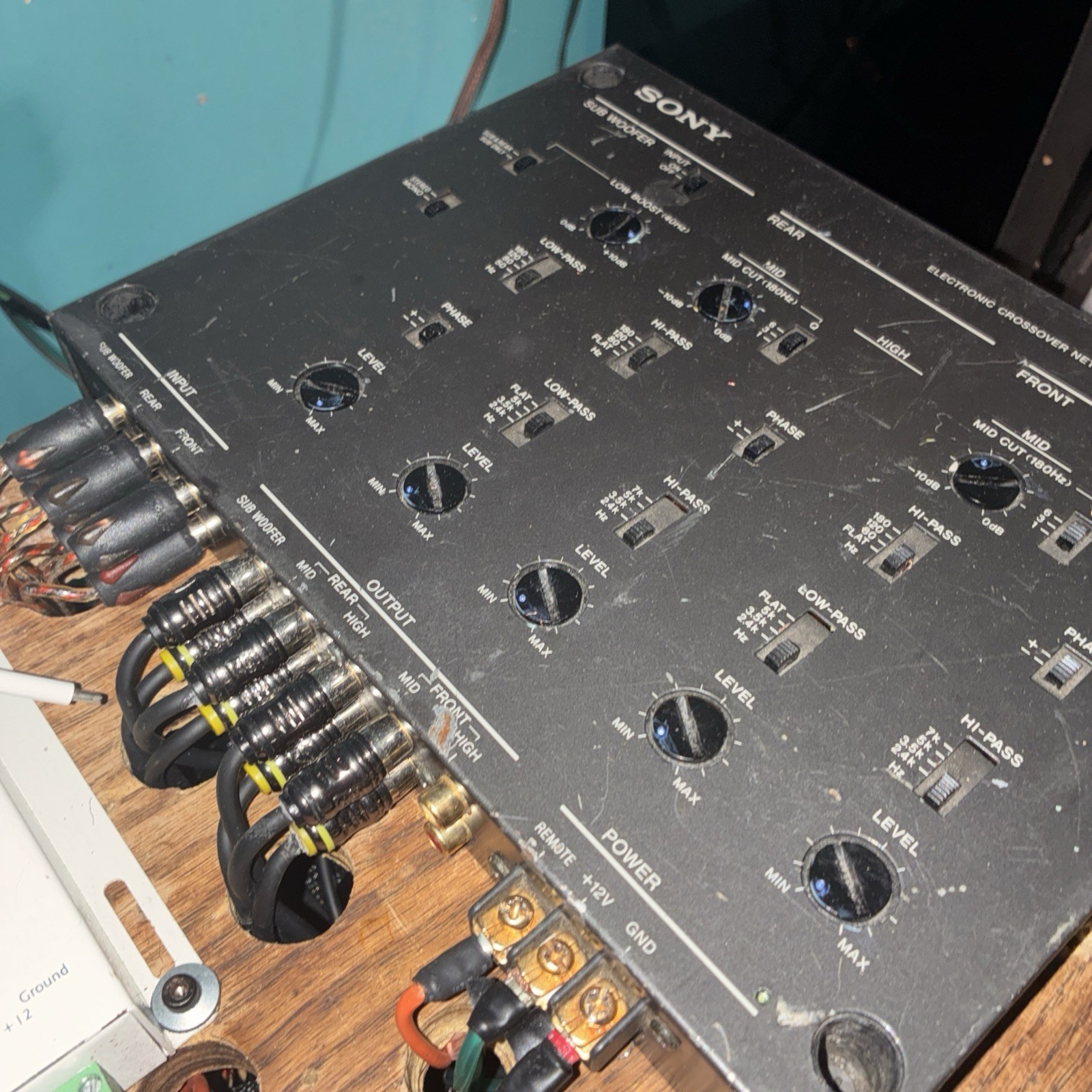 Sony XEC-1000 3-Way 5-Channel Ultra SQ Electronic Crossover
