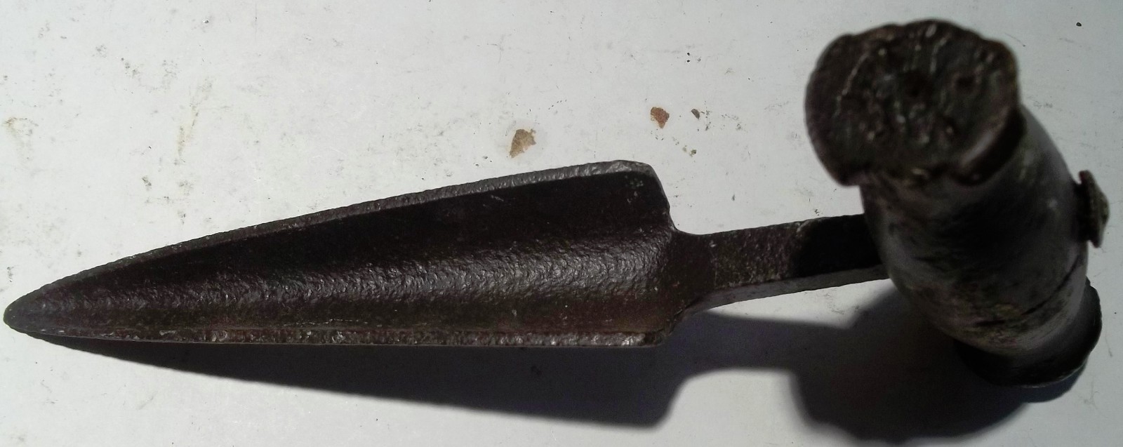 1 1/4 inch  leather hole cutter, vintage_________________________________A-121