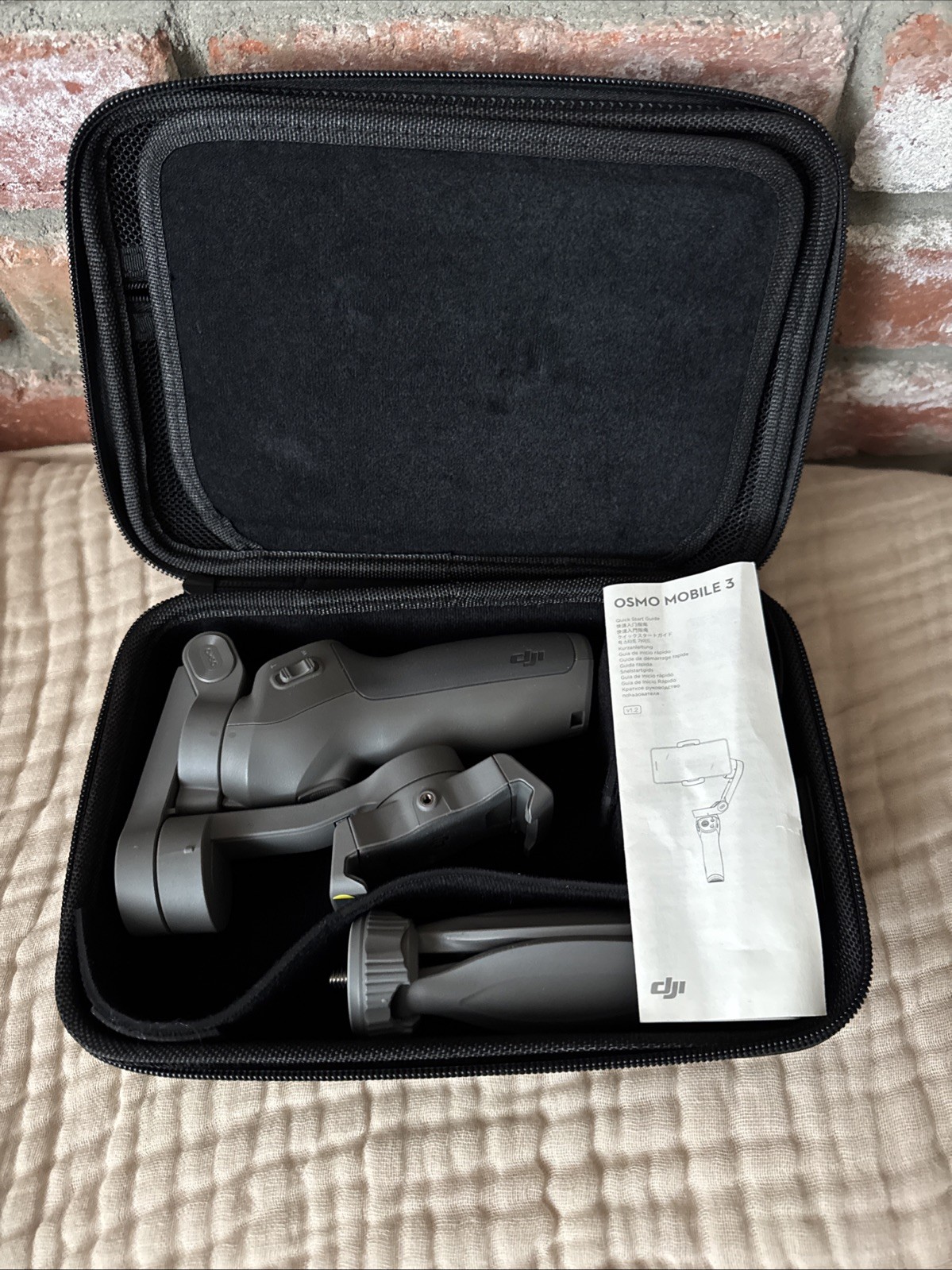 DJI Osmo Mobile 3 - Gimbal Stabilizer PLUS extras
