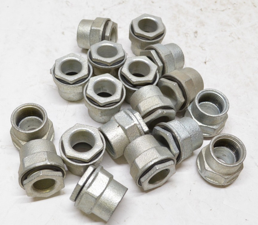 Lot of 18 - 3/4" 3-Piece Concretetight Conduit Union 3/4" Threaded EC-75