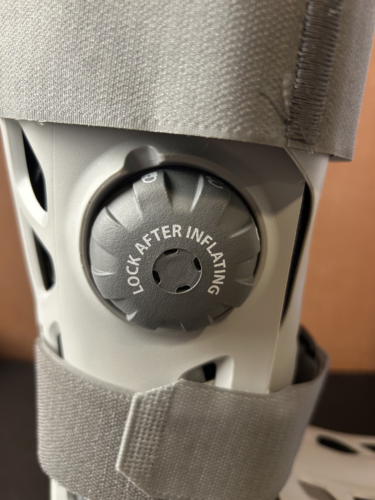 Aircast AirSelect Walker Brace/Walking Boot (Elite Short and Standard) Medium