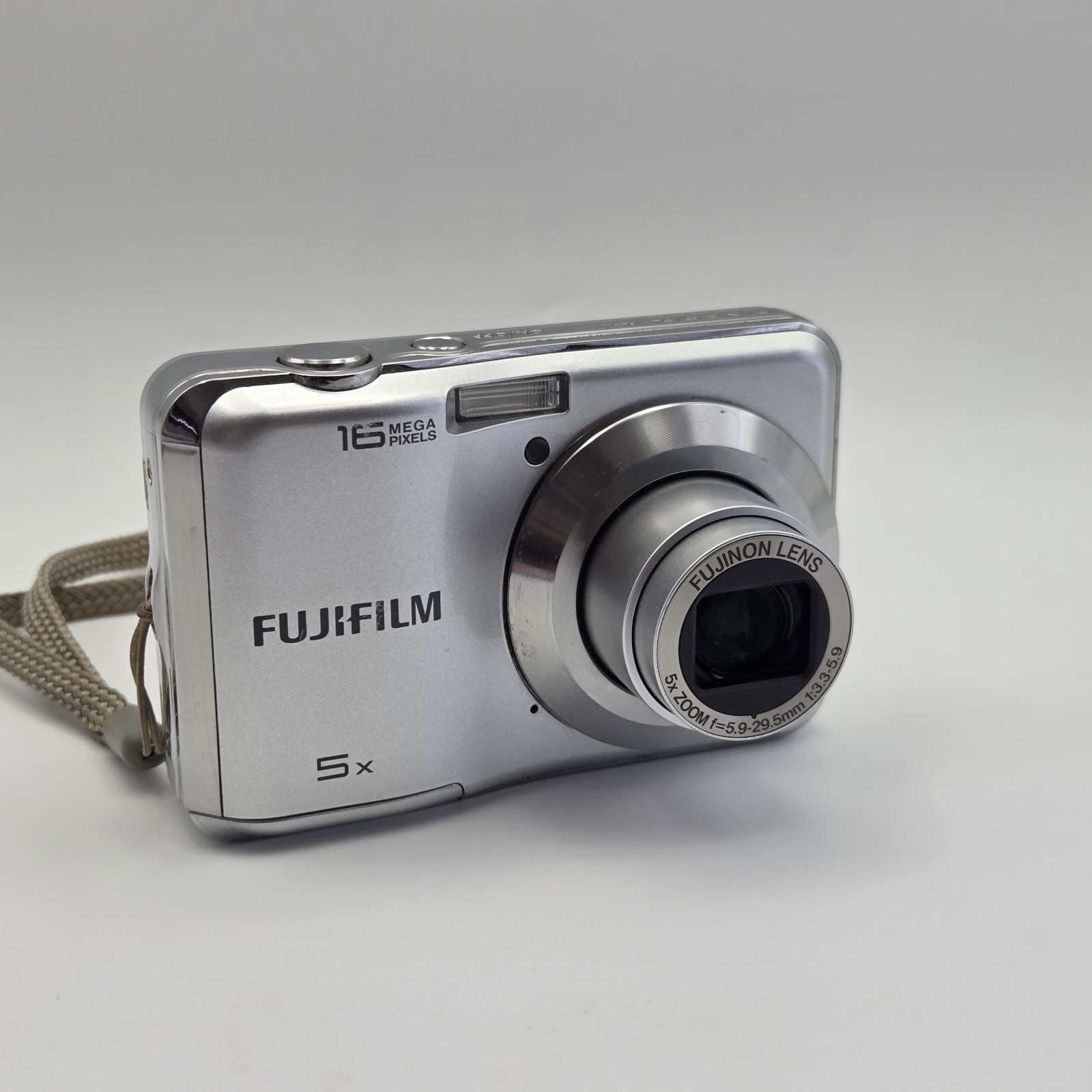 Fujifilm FinePix AX360 16MP 5x Optical Zoom Digital Camera Silver - Case Cable