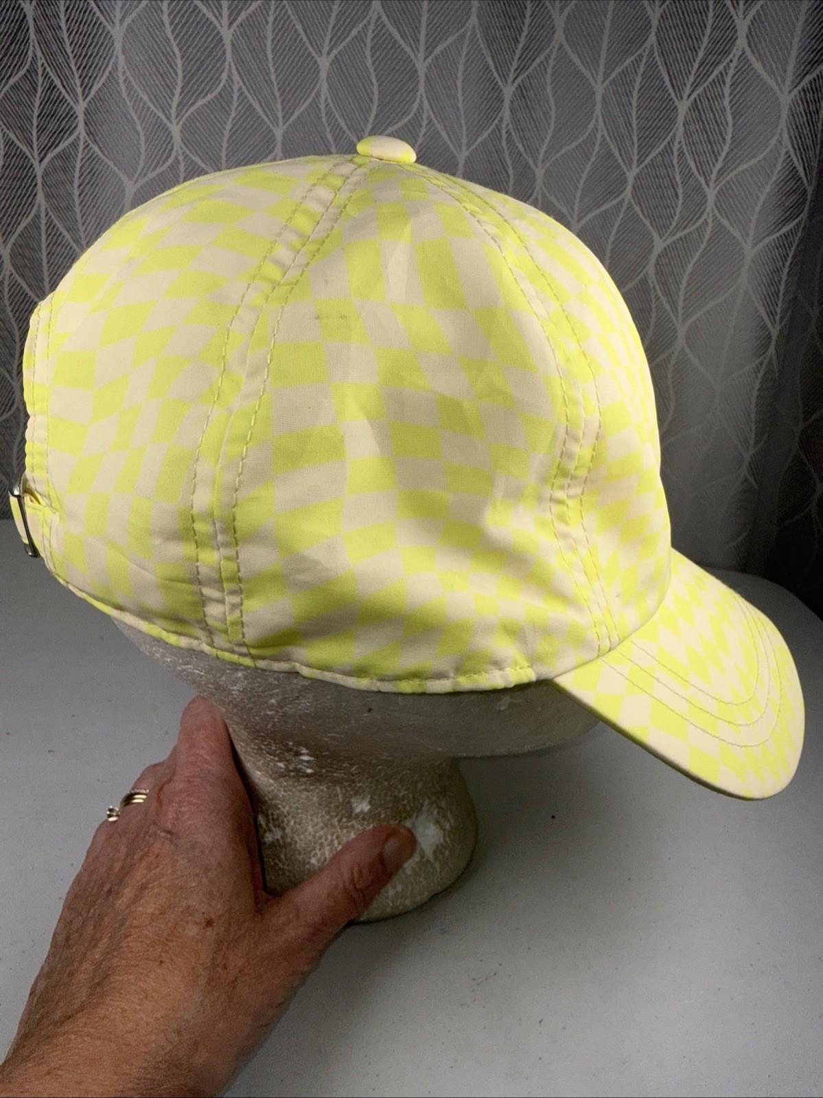 Checked Fluorescent Yellow White Light Wt Women’s Hat Cap Strap Buckle unbranded