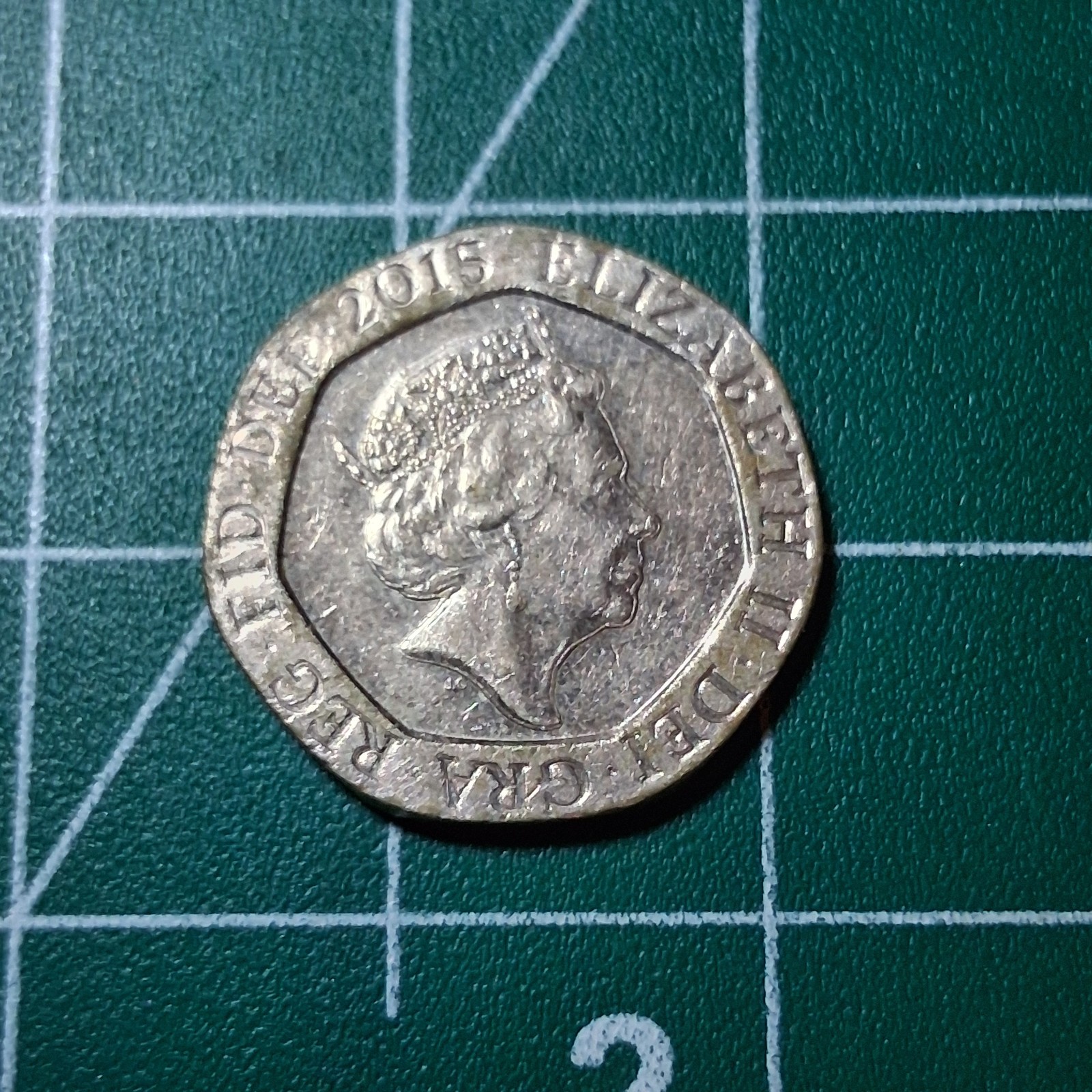 2015 UK England Elizabeth II / Griffin's Tail Twenty 20 Pence Currency Coin