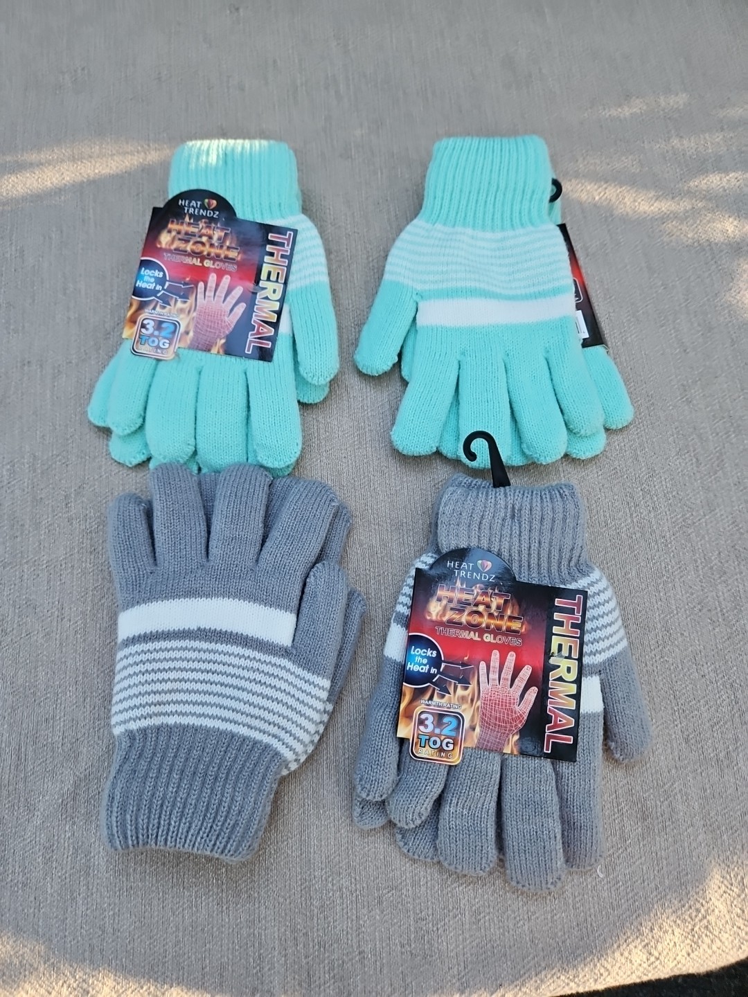 Heat Zone Thermal Gloves 3.2 TOG Heat Trendz One Size Fits Most NWT 4 Pair Lot