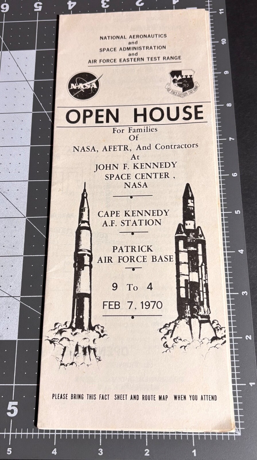 Scarce 1970 NASA Open House JOHN F KENNEDY SPACE CENTER Employee CREW Map Apollo