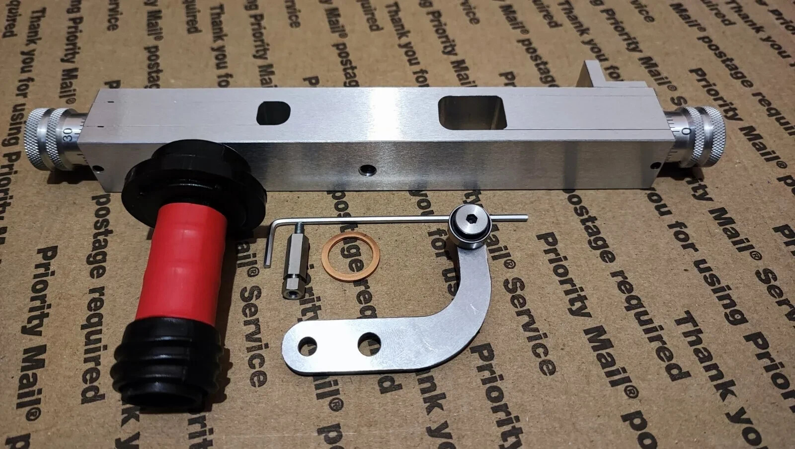 Universal Charge Bar model D and Powder baffle for progressive MEC