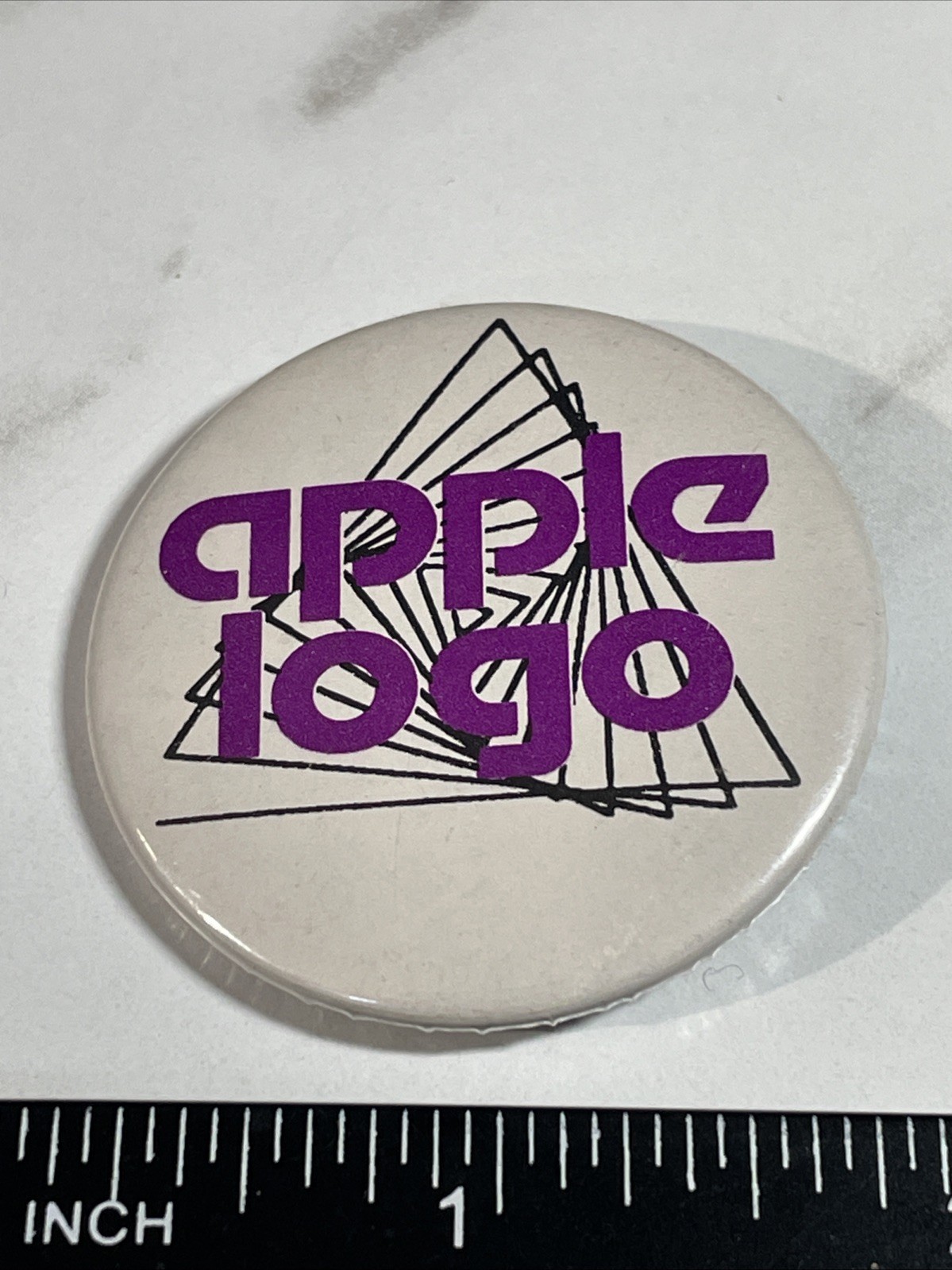 1980’s Apple Logo Pinback Button HS29b