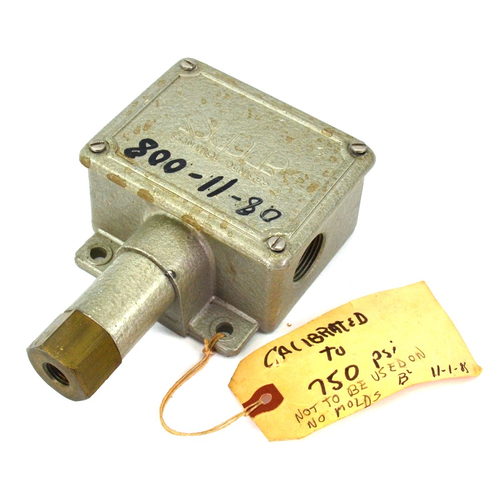 Static "O" Ring 2NN-L3 100-1900PSI 8000 Over Range 1000 Proof Pressure Switch