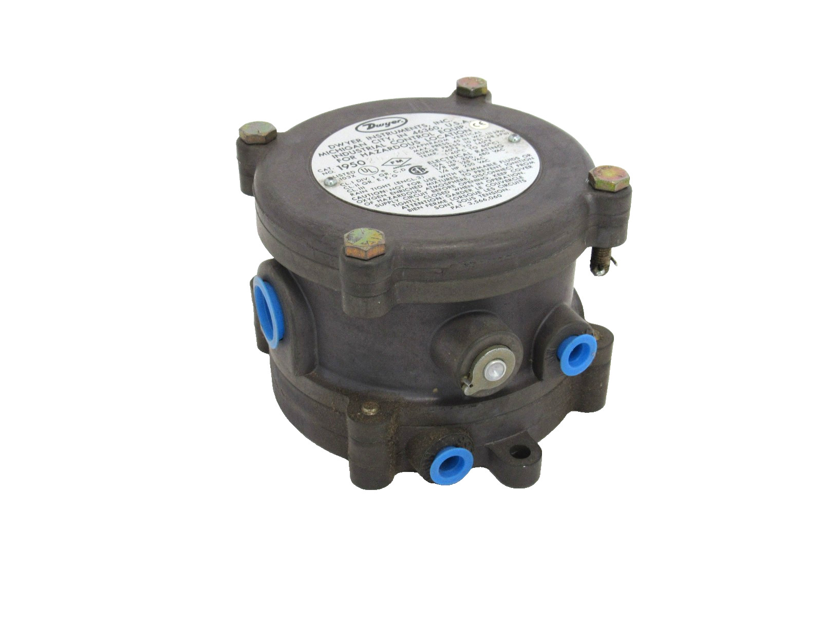 NEW DWYER 1950-20-2F PRESSURE SWITCH 1950202F