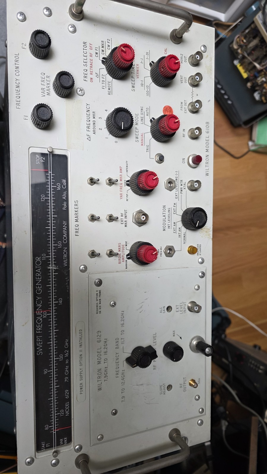 Wiltron 610B Sweep Generator w/6129 Plug-In, Tested & Functional