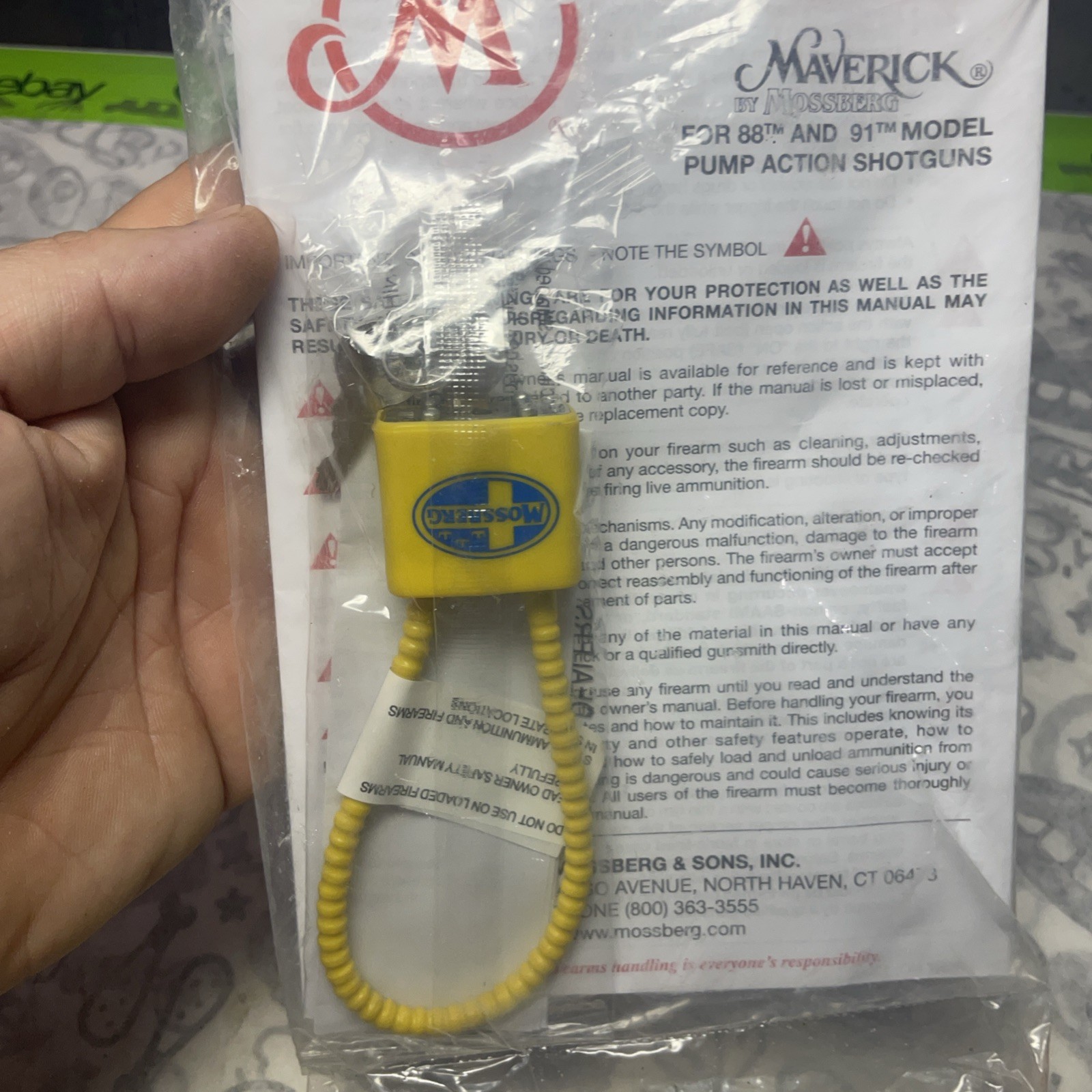 Mossberg Yellow Cable GUN Lock With 2 Keys for Shotguns