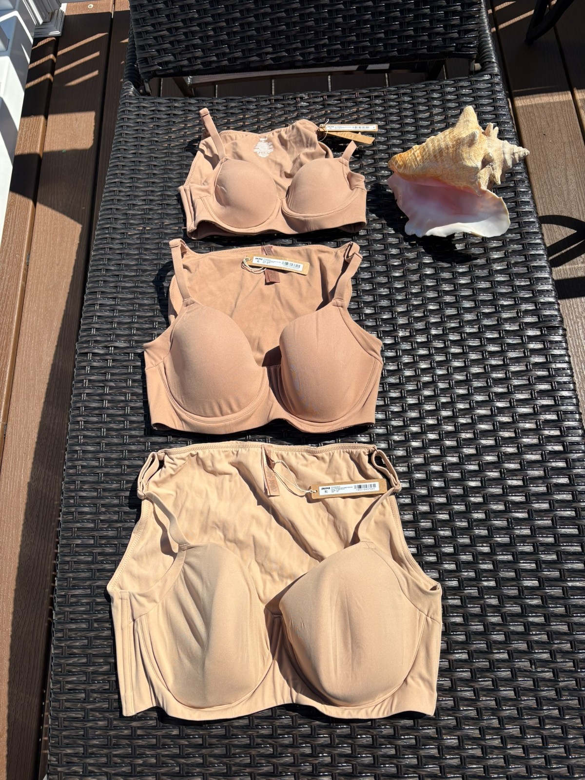 SKIMS Fits Everybody Full Coverage Back Smoother Bra NWT Multiple