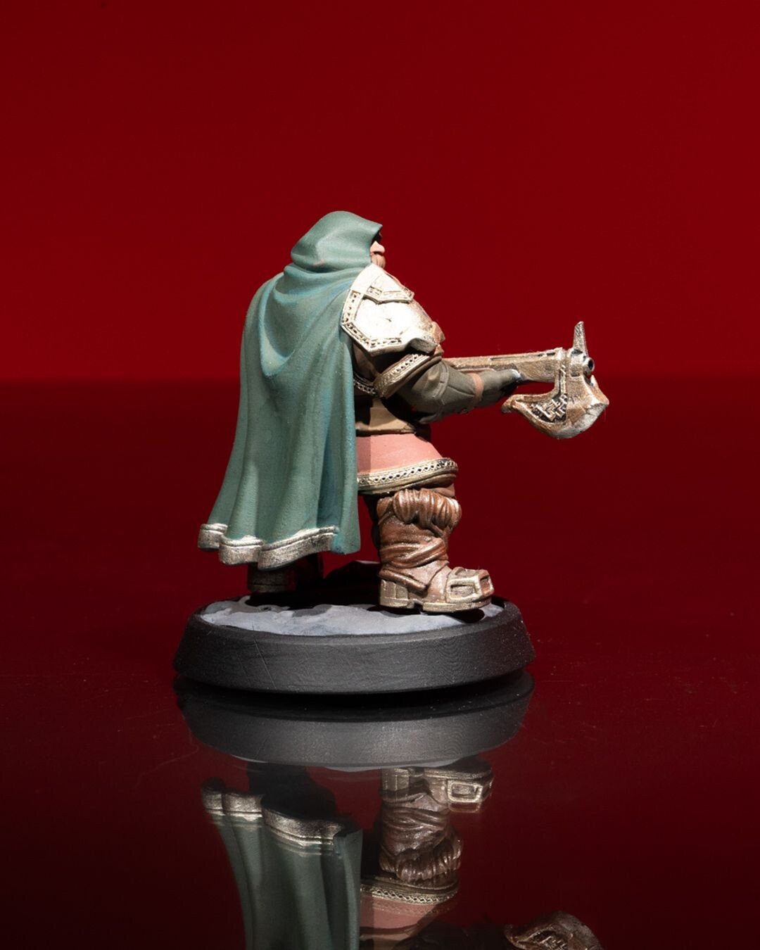 DnD Dwarven Ranger Mini 32mm Scale (unpainted)