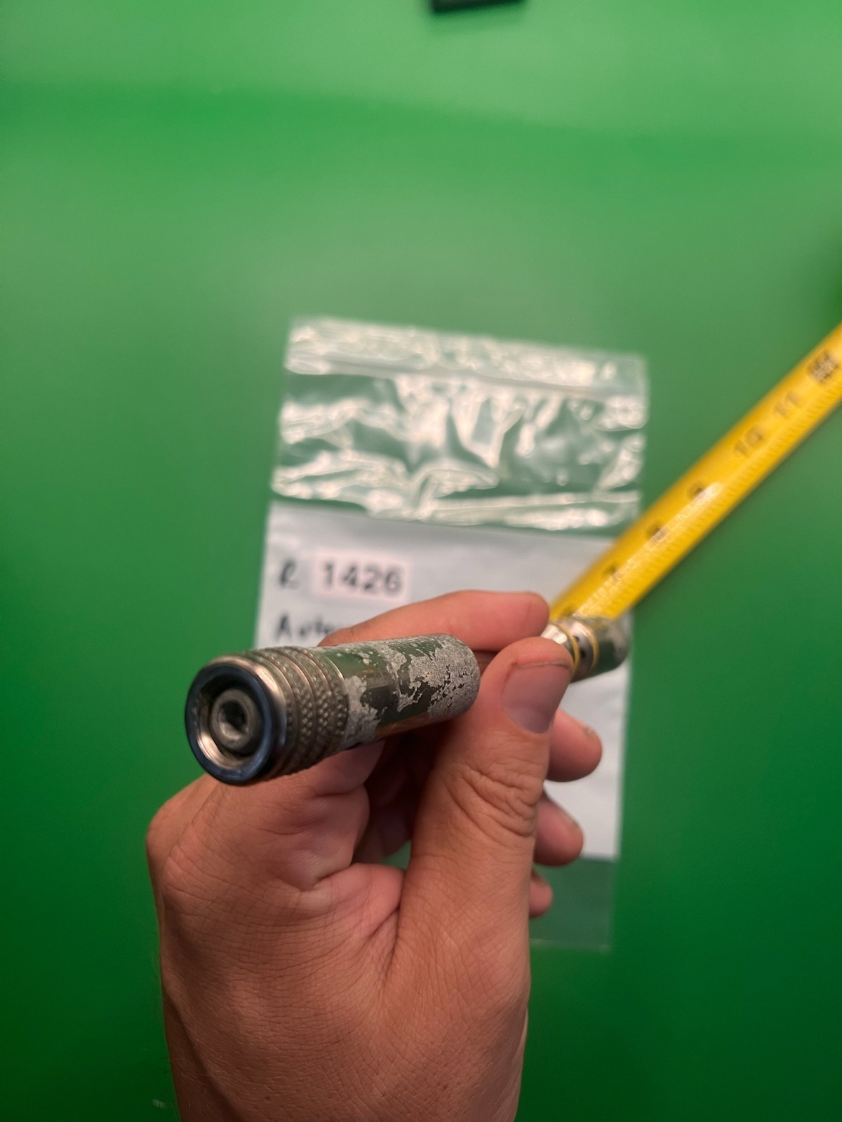 Autococker Bolt