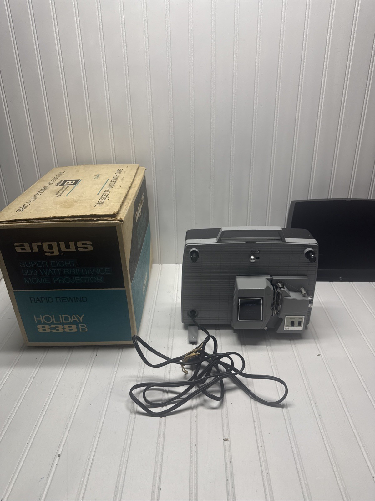 Argus Holiday Super Eight 838 Movie Projector Working
